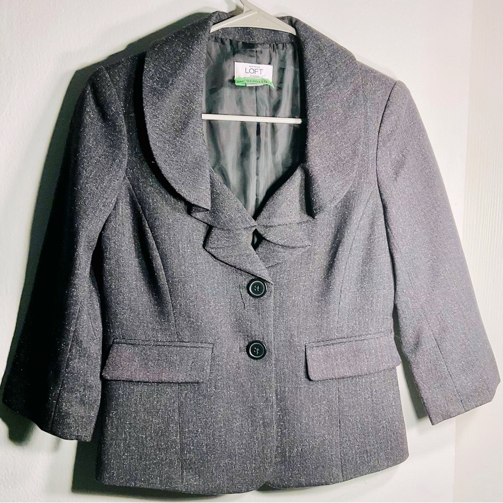 ANN TAYLOR Loft - Suite Blazer with Ruffle Collared 2P